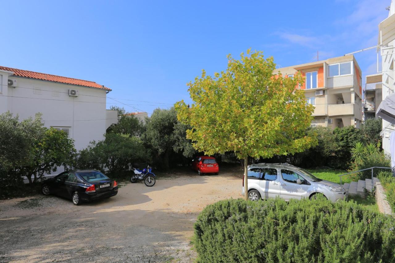 Apartments with a parking space Makarska - 5984 Zewnętrze zdjęcie